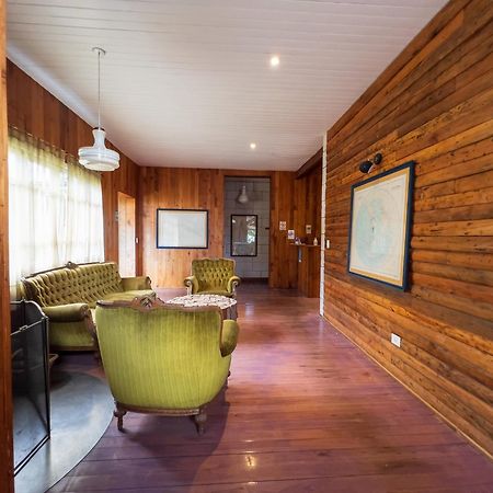 Wesley House Hosteria Boutique San Martin de los Andes Ngoại thất bức ảnh